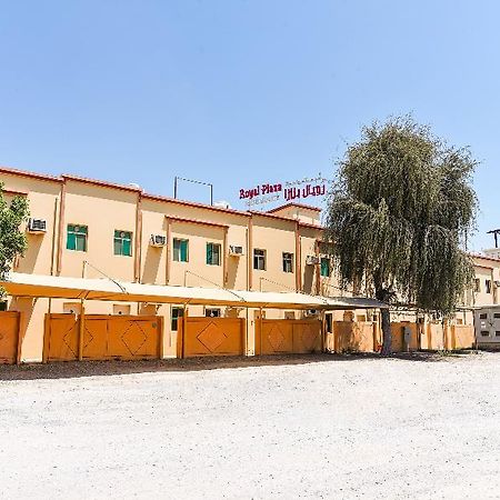 Oyo 181 Royal Plaza Residence Ras al-Khaimah Buitenkant foto
