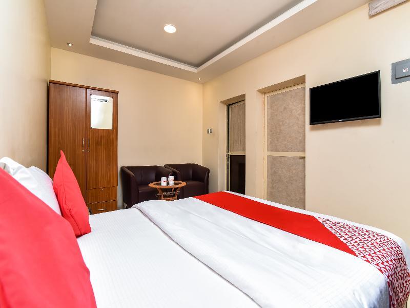 Oyo 181 Royal Plaza Residence Ras al-Khaimah Buitenkant foto